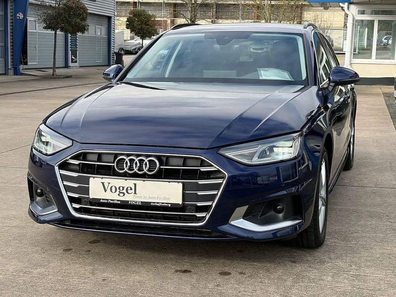 Gebraucht Audi A4 Advanced 204 PS (150 kW) 2024 Blau Kombi