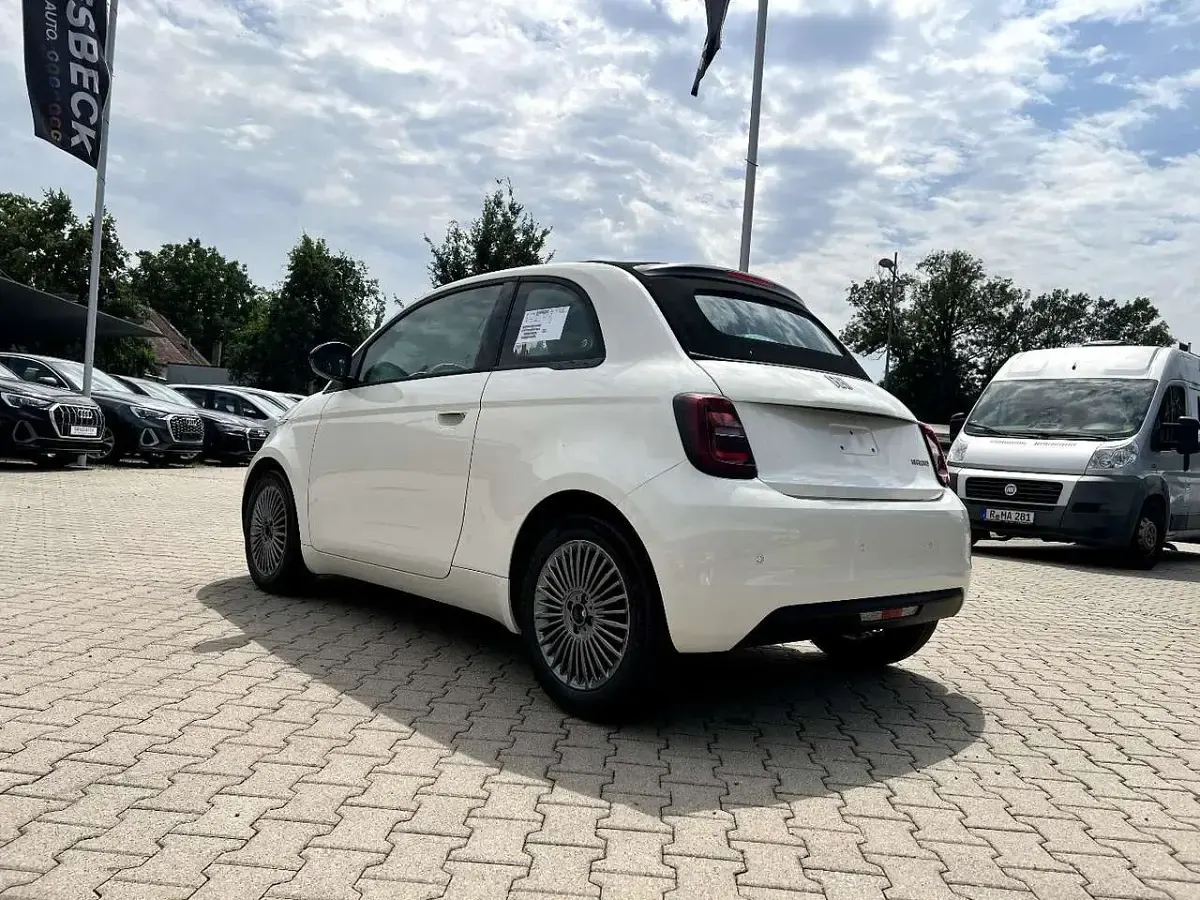 Neu Fiat 500C Icon 65 PS (47 kW) 2026 Gold Cabrio