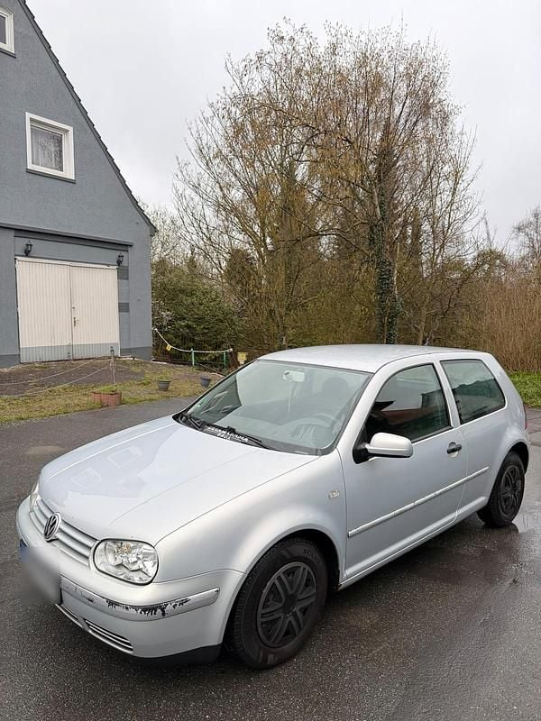 Gebraucht VW Golf IV 75 PS (55 kW) 2000 Silber Kleinwagen