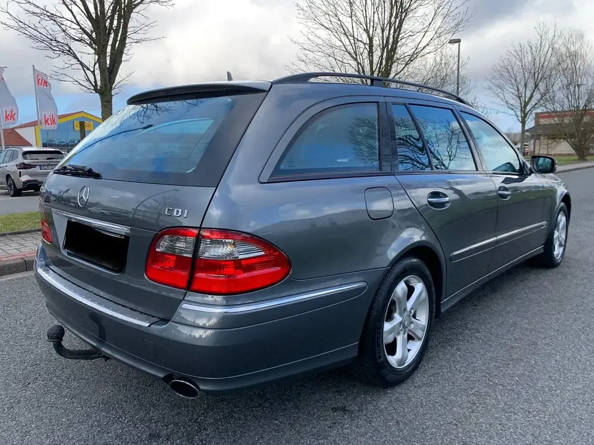 Gebraucht Mercedes E280 Sport 190 PS (139 kW) 2008 Gold Kombi