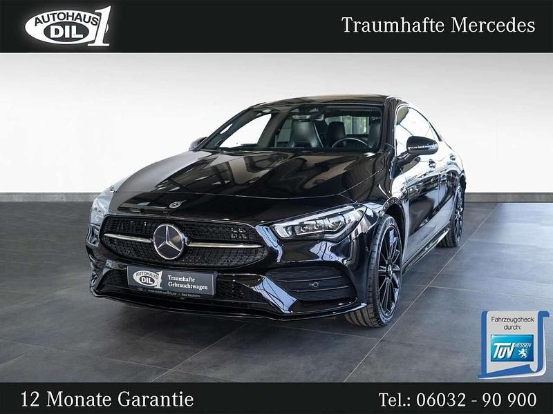 Kosmosschwarz Gebraucht 2022 Mercedes E250 AMG Coupé | 32.650 € (Etwas zu teuer) - Bild 1/3