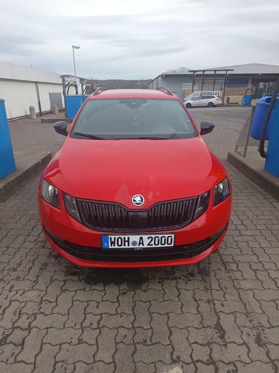 Rot Gebraucht 2019 Skoda Octavia Soleil Kombi | 11.000 € (Guter Preis) - Bild 1/4