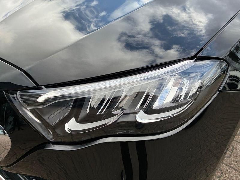 Gebraucht Mercedes E300 AMG 197 PS (144 kW) 2024 Schwarz Limousine
