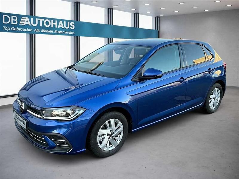 Blau Gebraucht 2024 VW Polo Style Kleinwagen | 20.450 € (Guter Preis) - Bild 1/4