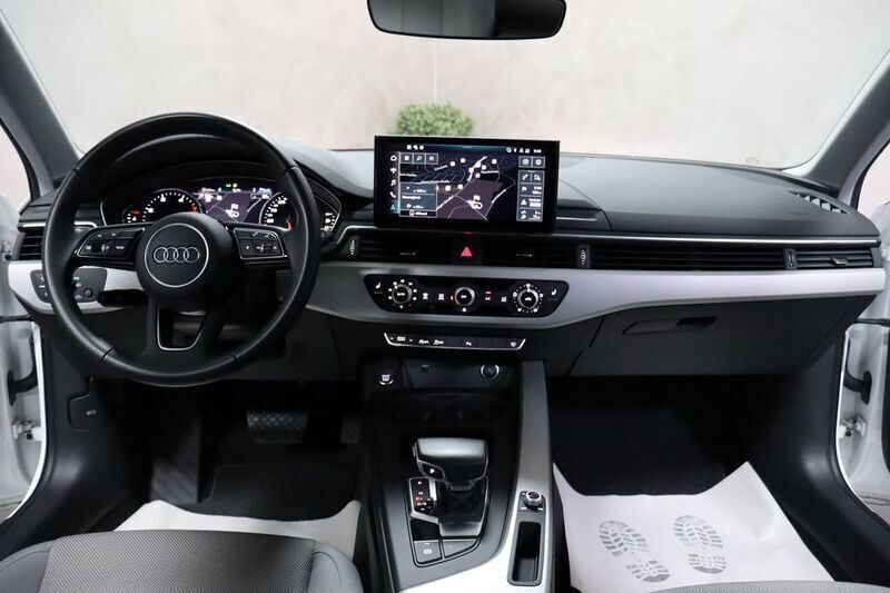 Gebraucht Audi A4 Ambiente 204 PS (150 kW) 2022 Weiß Kombi