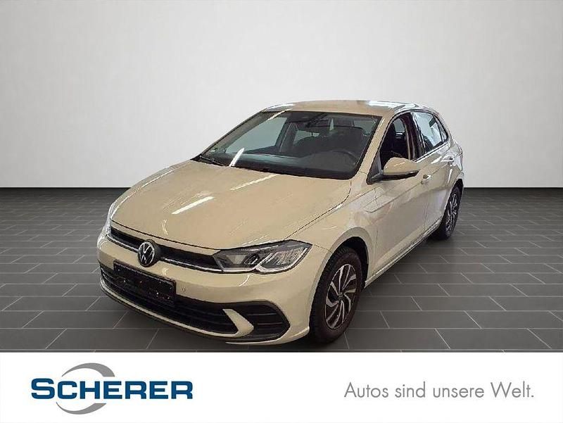 Ascotgrau Gebraucht 2024 VW Polo Life Limousine | 18.900 € (Fairer Preis) - Bild 1/4