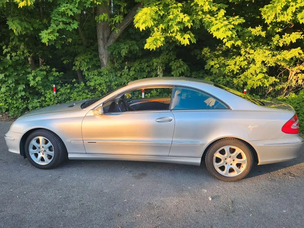 Gebraucht Mercedes 240 170 PS (125 kW) 2002 Silber Coupé