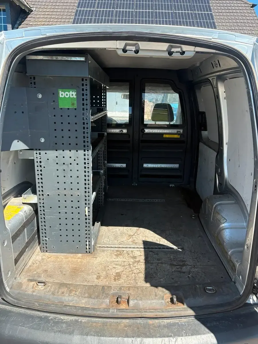 Gebraucht VW Caddy 102 PS (75 kW) 2014 Silber Van / Kleinbus