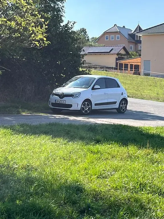Gebraucht Renault Twingo SE 65 PS (47 kW) 2021 Weiß Kleinwagen