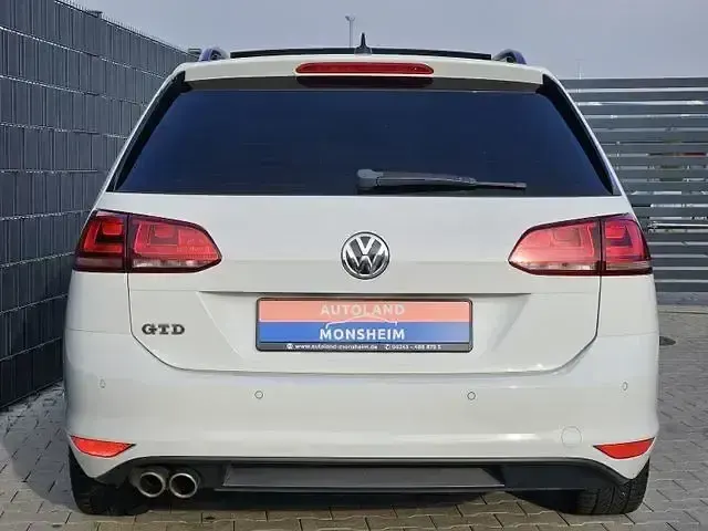 Second-hand VW Golf VII Sport 184 CP (135 kW) 2015 Alb Break