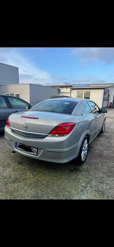 Gebraucht Opel Astra Cabriolet 140 PS (102 kW) 2008 Cabrio