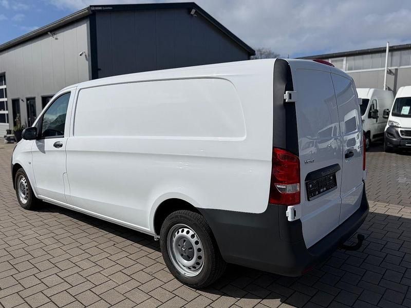 Gebraucht Mercedes Vito 136 PS (100 kW) 2021 Weiß Van
