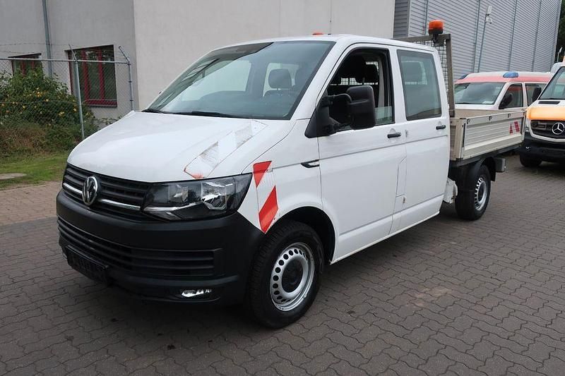 Weiß Gebraucht 2015 VW T6 Van | 11.400 € (Etwas zu teuer) - Bild 1/4
