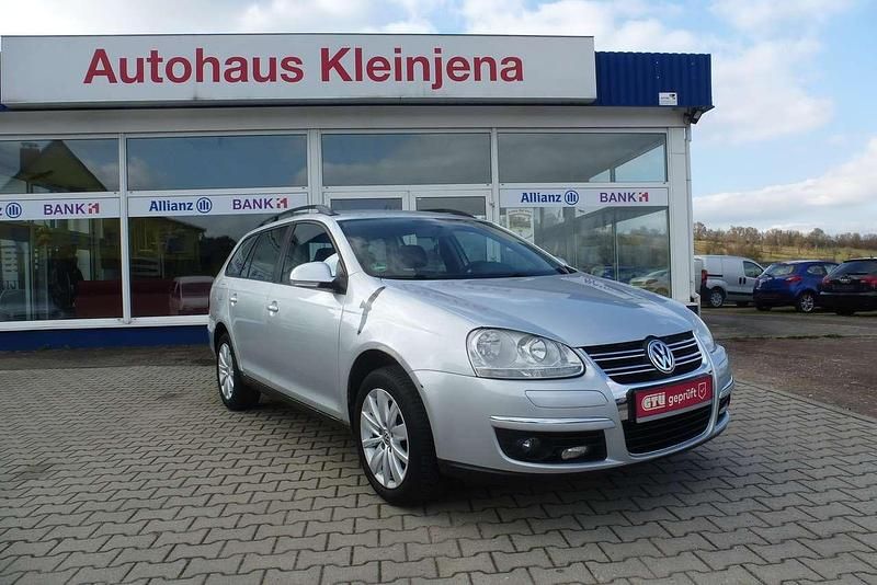 Gebraucht VW Golf V Trendline 105 PS (77 kW) 2009 Reflexsilber metallic Kombi