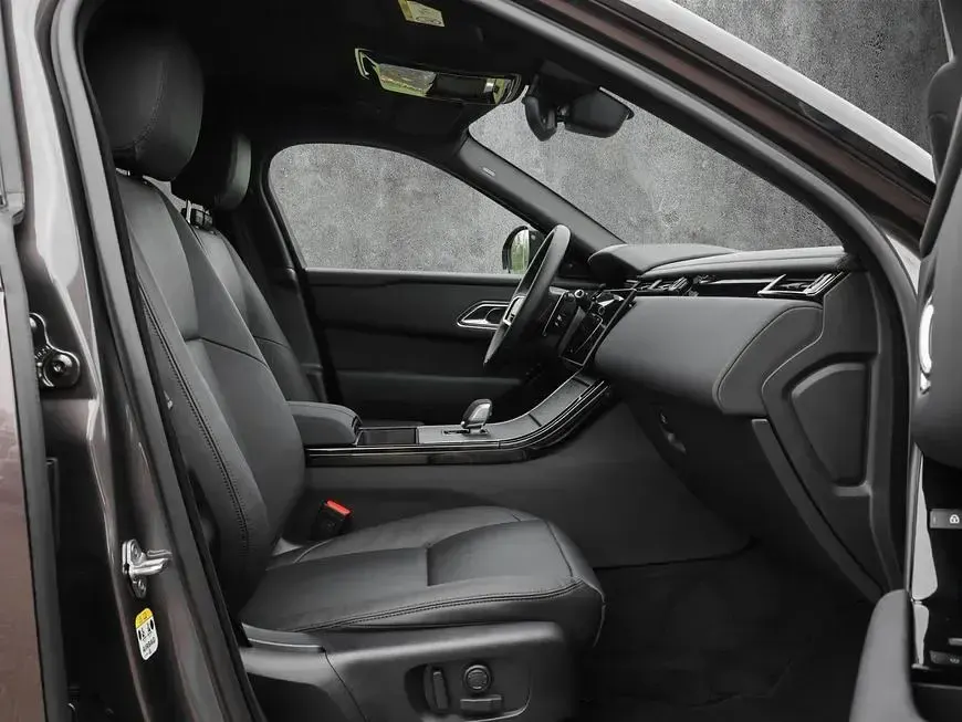 Gebraucht Land Rover Range Rover Velar SE Dynamic 404 PS (297 kW) 2026 Grau SUV
