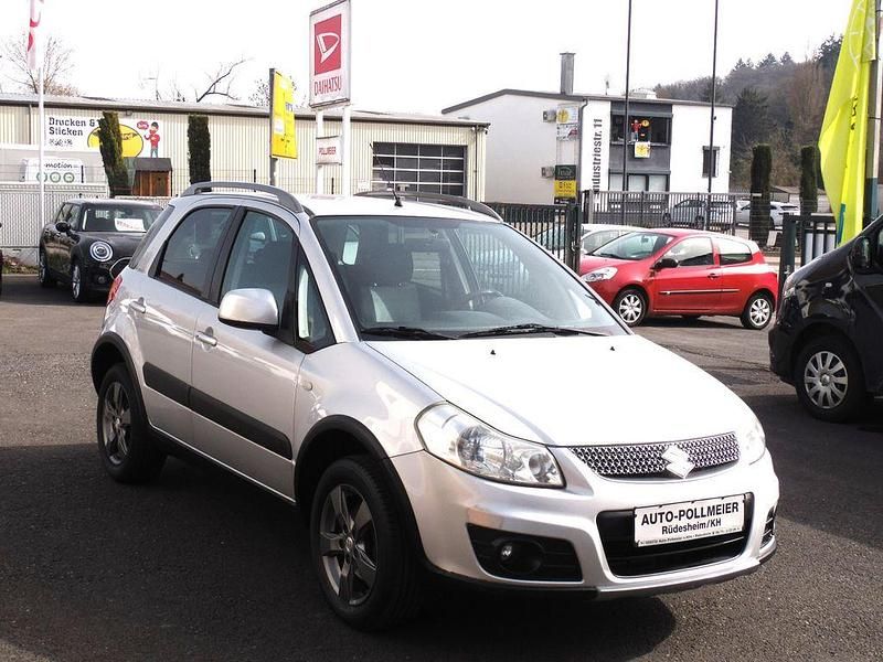 Gebraucht Suzuki SX4 Limited 120 PS (88 kW) 2011 Silber SUV