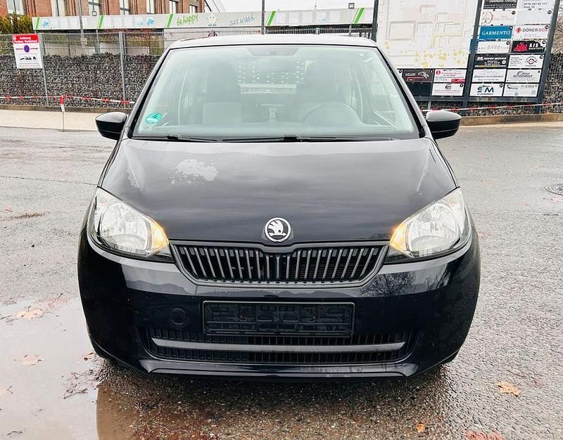 Gebraucht Skoda Citigo Active 60 PS (44 kW) 2015 Schwarz Kleinwagen