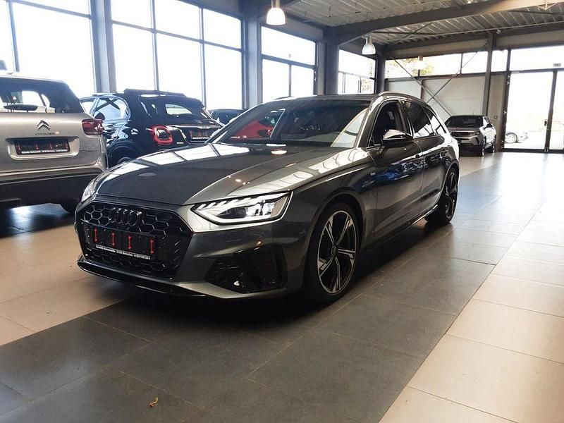 Grau Gebraucht 2024 Audi A4 S-Line Kombi | 35.490 € (Etwas zu teuer) - Bild 1/4