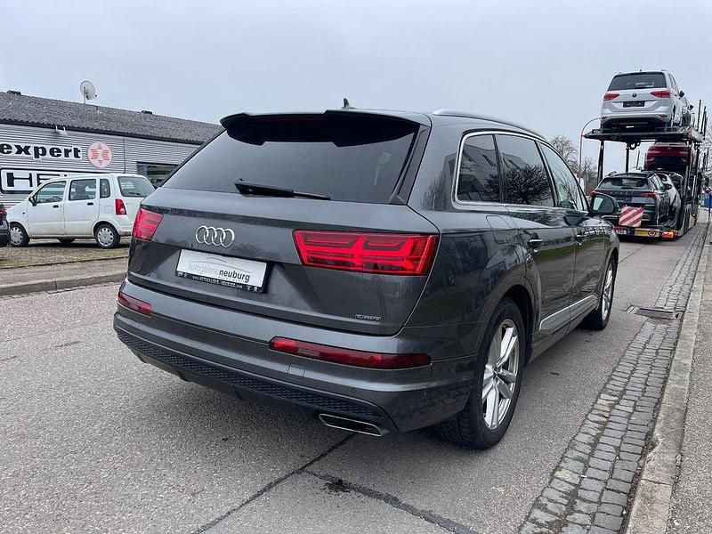 Gebraucht Audi Q7 S-Line 286 PS (210 kW) 2019 Samuraigrau metallic SUV