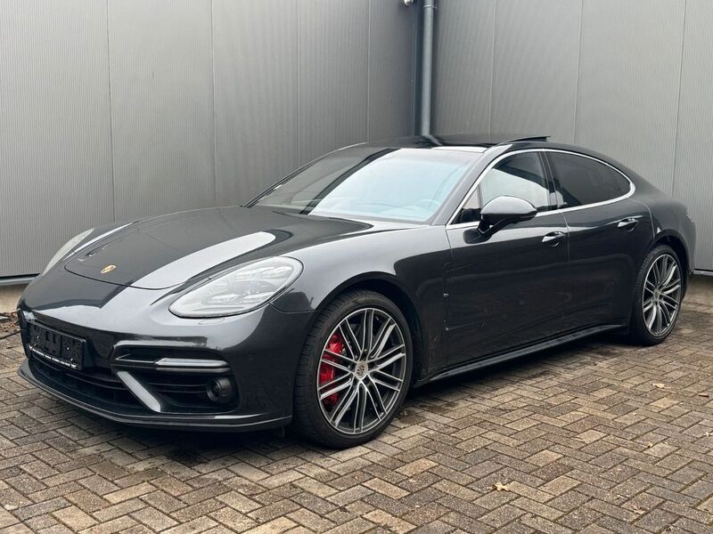 Grau Gebraucht 2017 Porsche Panamera Turbo Limousine | 42.990 € - Bild 1/4