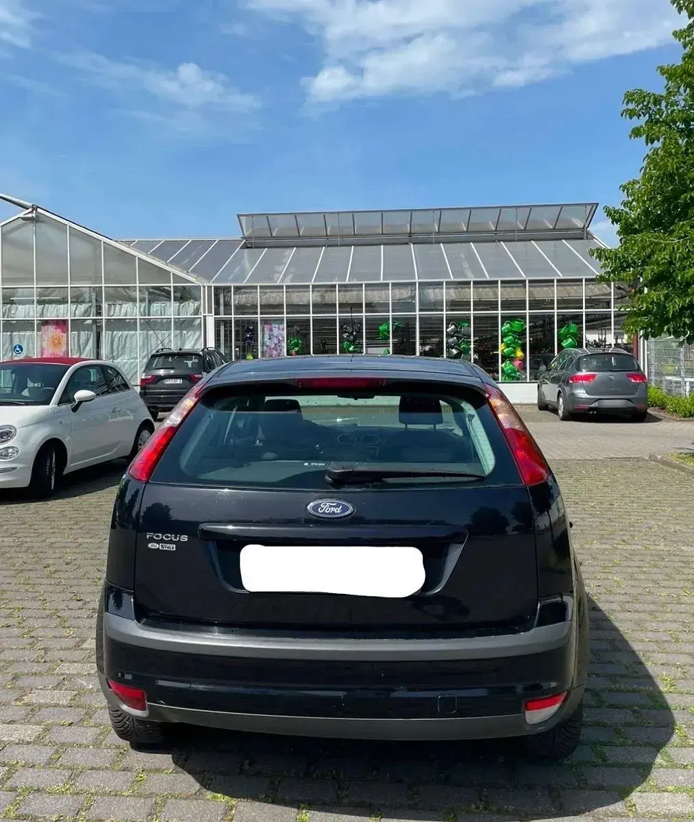 Gebraucht Ford Focus Style 101 PS (74 kW) 2006 Schwarz Limousine