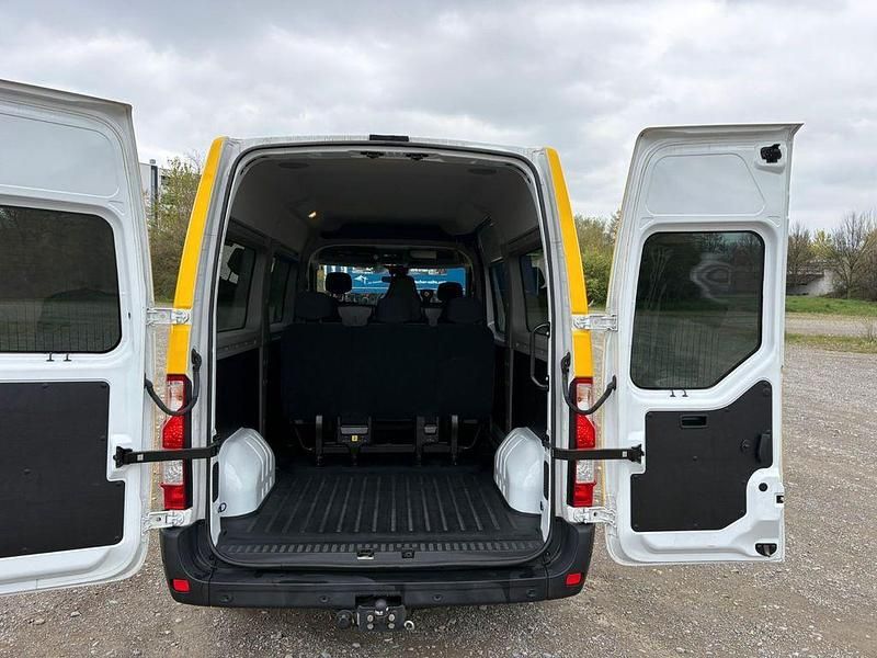 Gebraucht Renault Master 145 PS (106 kW) 2022 Weiß Van / Kleinbus