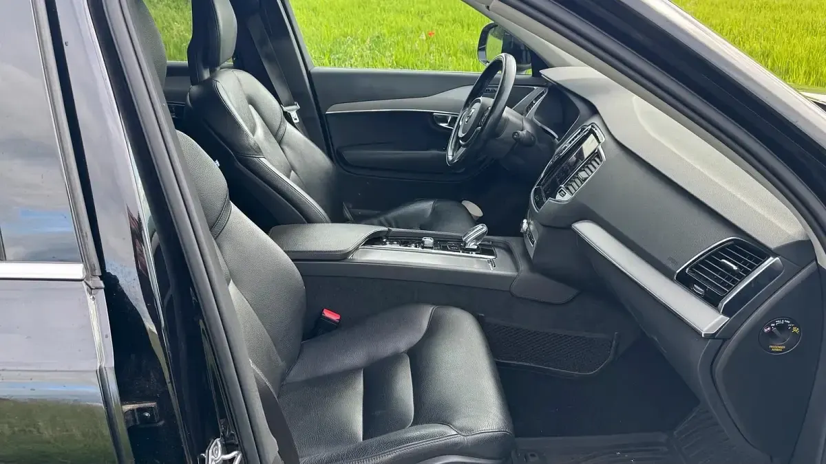 Gebraucht Volvo XC90 235 PS (172 kW) 2020 Schwarz SUV