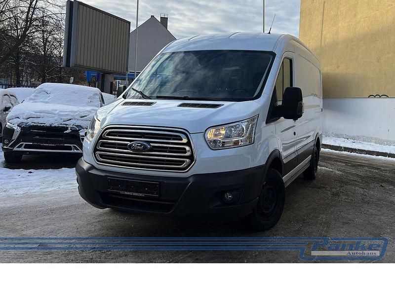 Gebraucht Ford Transit Trend 131 PS (96 kW) 2018 Frozen white Van / Kleinbus