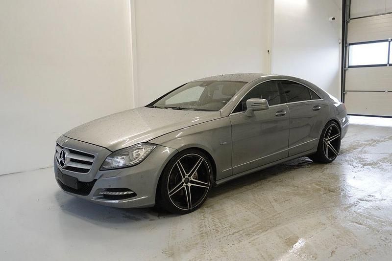 Gebraucht Mercedes CLS350 265 PS (194 kW) 2011 Silber Limousine