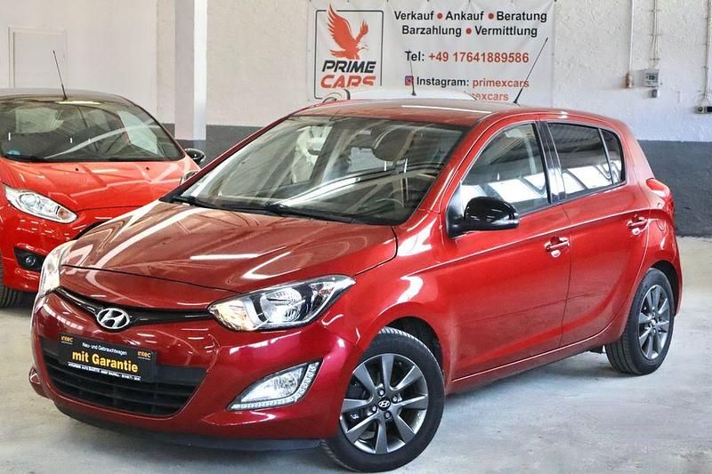 Gebraucht Hyundai i20 GO! 86 PS (63 kW) 2014 Rot Kleinwagen