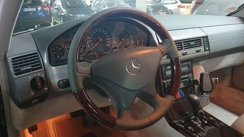 Gebraucht Mercedes SL280 204 PS (150 kW) 1999 Blau Cabrio