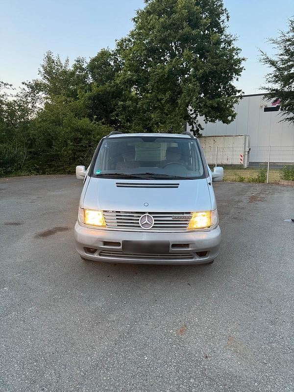Gebraucht Mercedes Vito 170 PS (125 kW) 2001 Schwarz Van