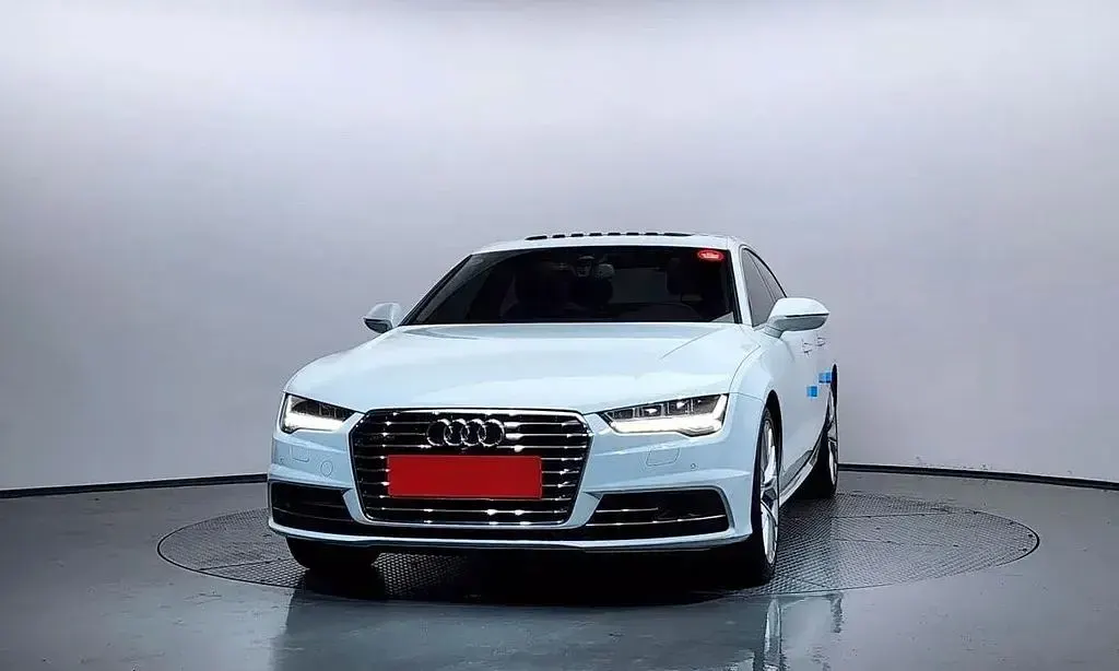 Gebraucht Audi A7 Sportback Sport 272 PS (200 kW) 2015 Weiß Kleinwagen