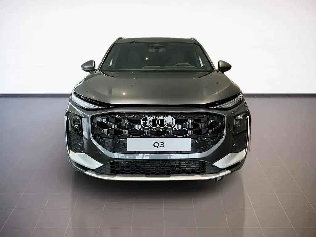 Neu Audi Q3 S-Line 265 PS (194 kW) 2025 Daytonagrau perleffekt SUV