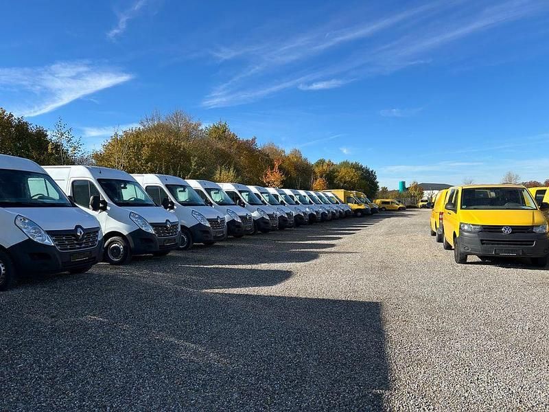 Gebraucht Renault Master R.S. 131 PS (96 kW) 2017 Weiß Van / Kleinbus