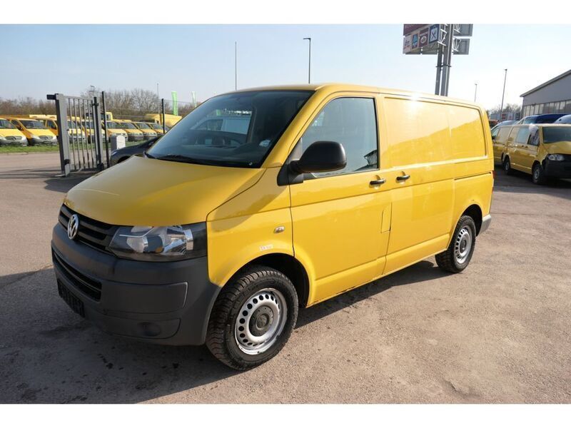 Gebraucht VW T5 84 PS (61 kW) 2012 Ginstergelb r1032 Van
