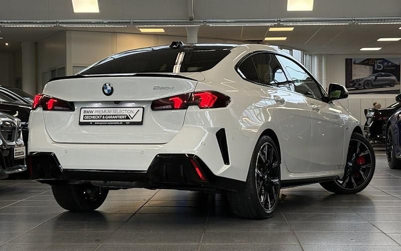 Gebraucht BMW 218 Shadowline 150 PS (110 kW) 2025 Weiß Coupé