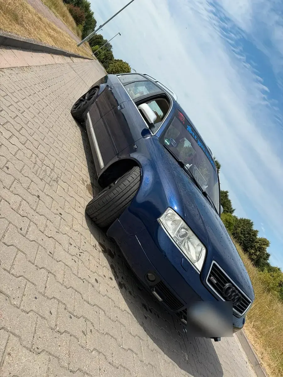 Gebraucht Audi A6 165 PS (121 kW) 2001 Blau Kombi