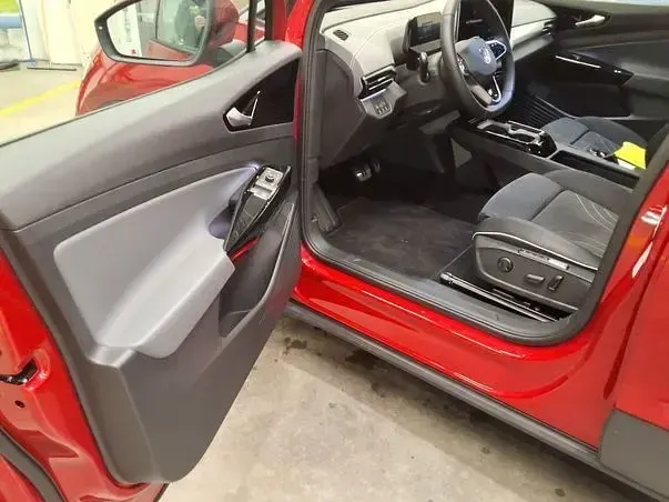 Brugt VW ID.4 Pro 210 kW (286 HK) 2025 Rød SUV