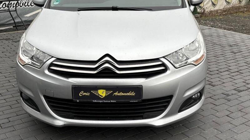 Gebraucht Citroën C4 SELECTION 120 PS (88 kW) 2011 Silber Limousine