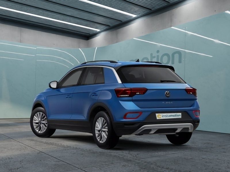 Gebraucht VW T-Roc Life 110 PS (80 kW) 2023 Blau SUV