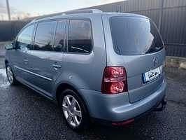 Gebraucht VW Touran Highline 140 PS (102 kW) 2010 Grau Van / Kleinbus