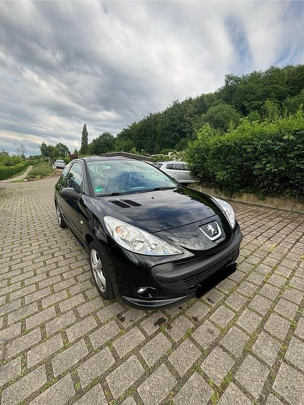 Schwarz Gebraucht 2009 Peugeot 206+ Kleinwagen | 1.700 € (Fairer Preis) - Bild 1/4