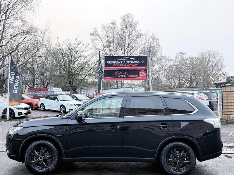 Gebraucht Mitsubishi Outlander 150 PS (110 kW) 2014 Schwarz SUV