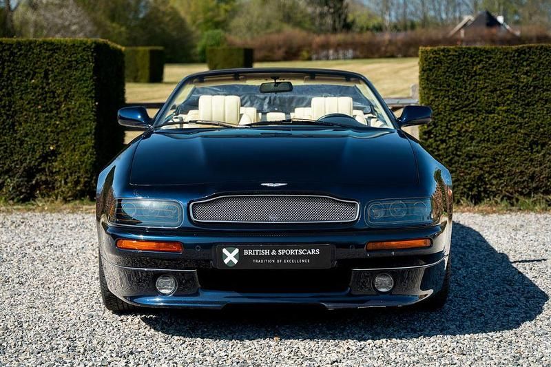 Gebraucht Aston Martin V8 354 PS (260 kW) 2000 Blau Coupé