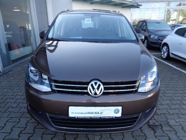Gebraucht VW Sharan Life 140 PS (102 kW) 2013 Braun metallic Van / Kleinbus
