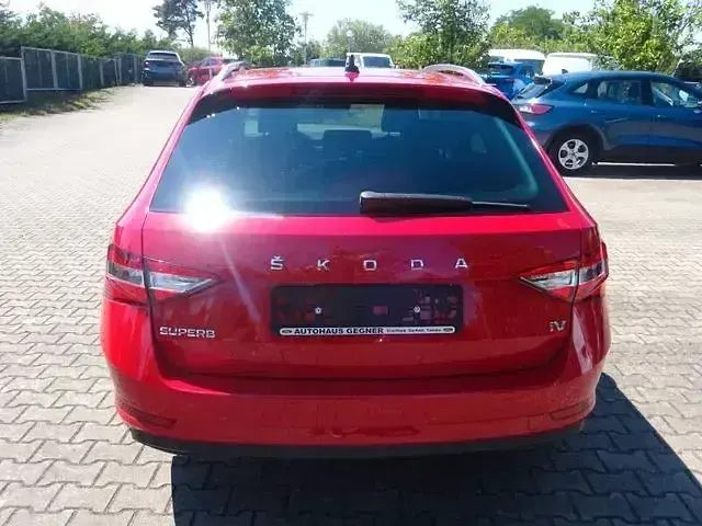 Gebraucht Skoda Superb Style 218 PS (160 kW) 2024 Rot Kombi