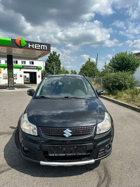 Gebraucht Suzuki SX4 Club 135 PS (99 kW) 2012 Schwarz Limousine