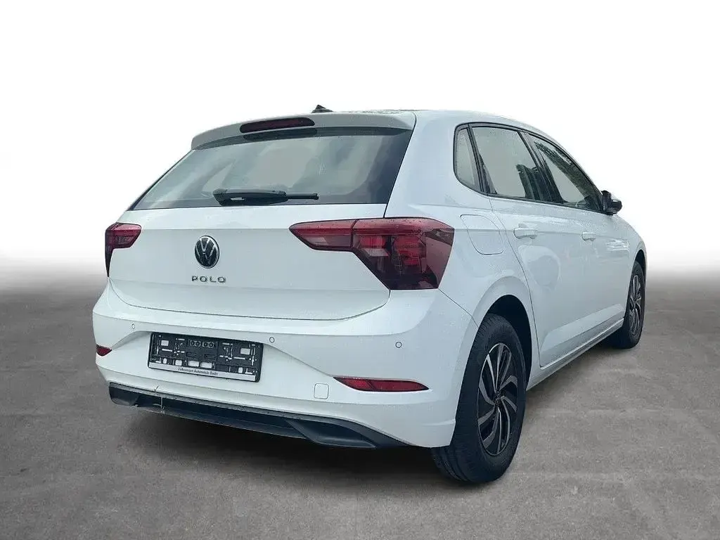 Gebraucht VW Polo Life 95 PS (69 kW) 2022 Pure white Kleinwagen