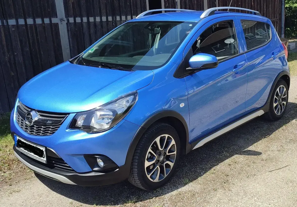 Gebraucht Opel Karl Rocks 75 PS (55 kW) 2017 Blau Kleinwagen